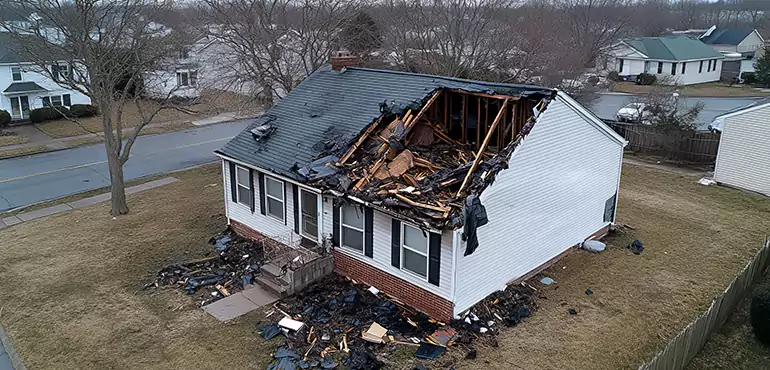 Why Choose Us for Selling Damaged House in Phoenix, AZ?